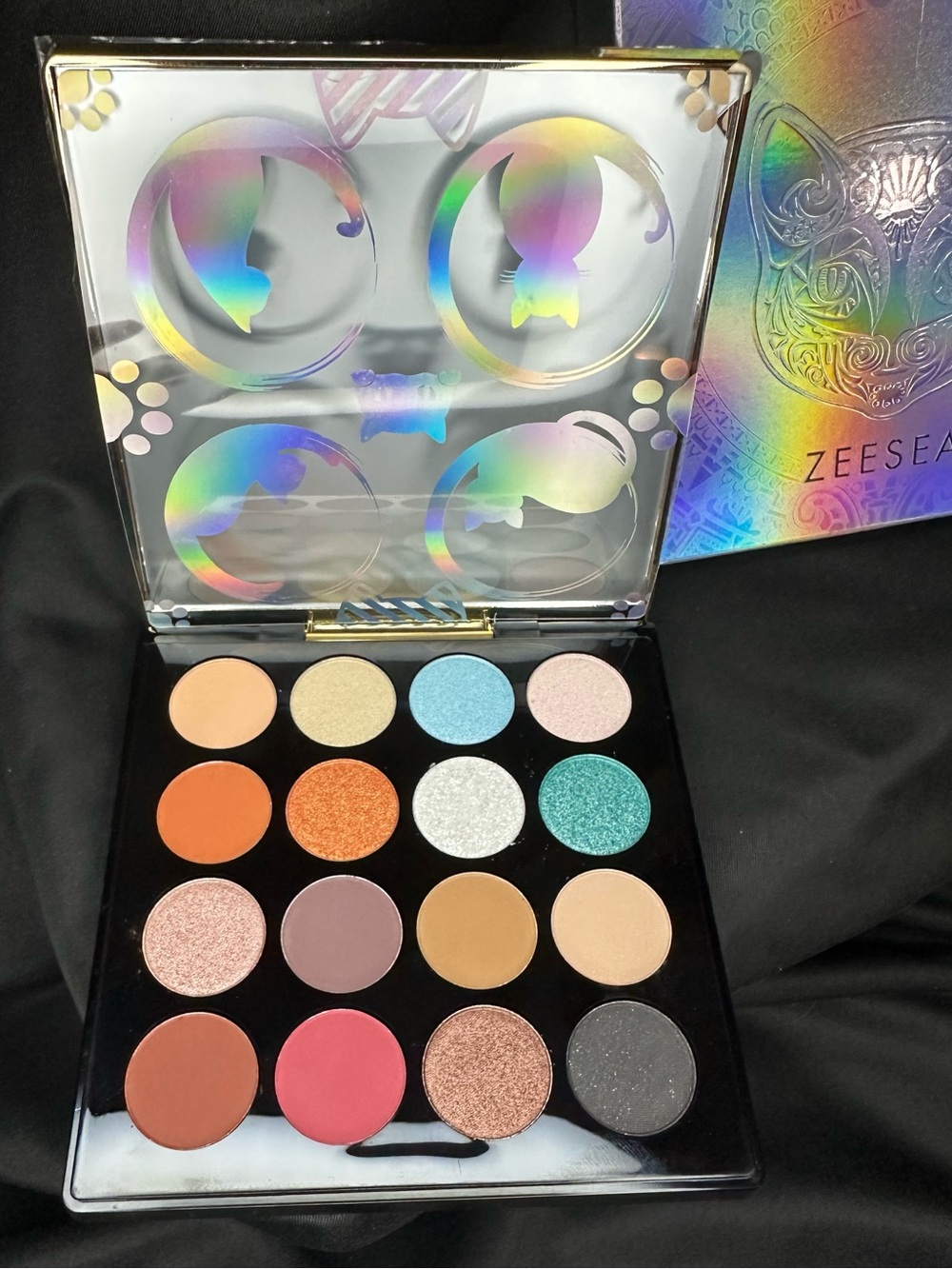 ZEESEA COSMETICS MAYA DEVINE FELINE “FIREWORKS 07 Eye Shadow Palette - BRAND NEW - Picture 14 of 16